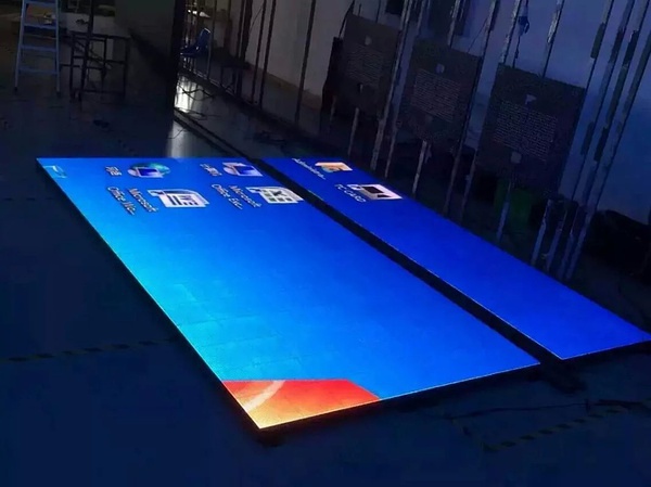 LED地砖屏教学领域